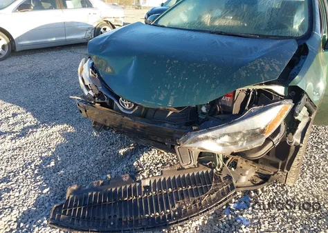 2016 Toyota Corolla Le Plus из США, поврежденный, VIN 2T1BURHEXGC712744